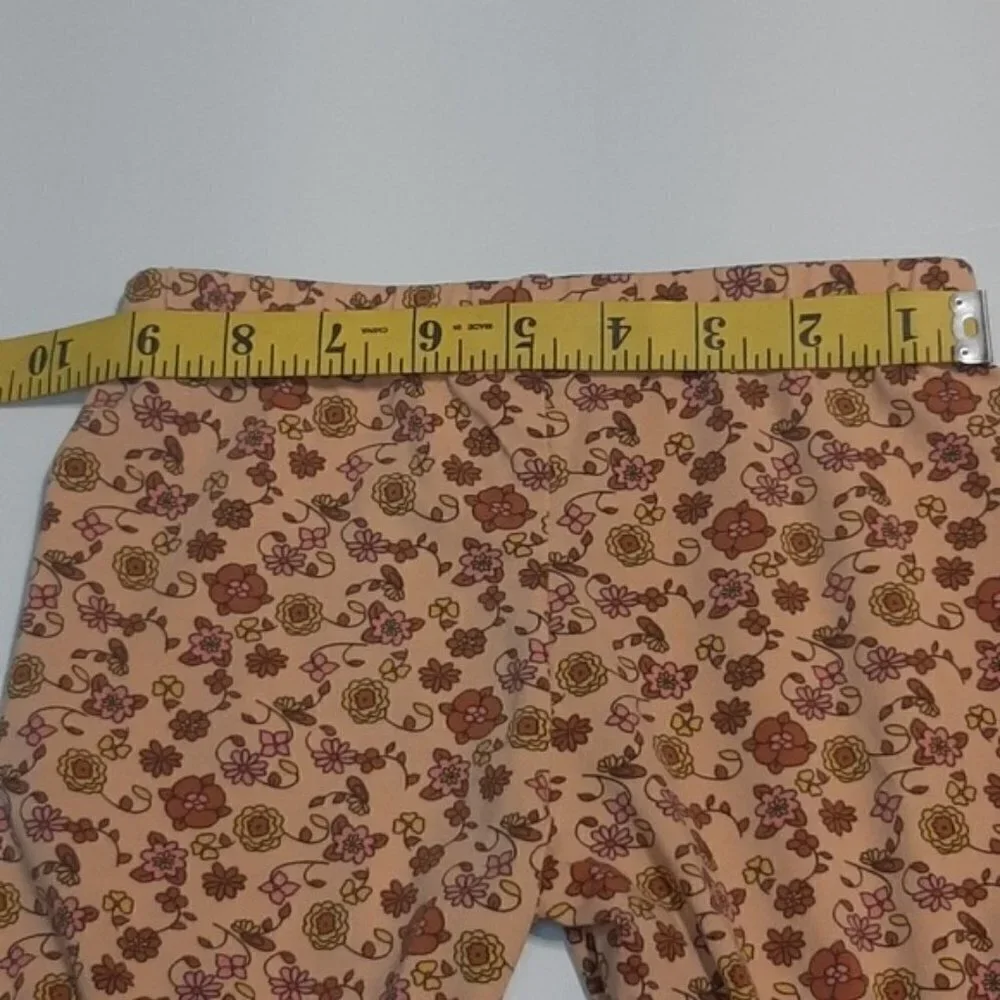 Matilda Jane Stay Positive shorts size 6 New girl